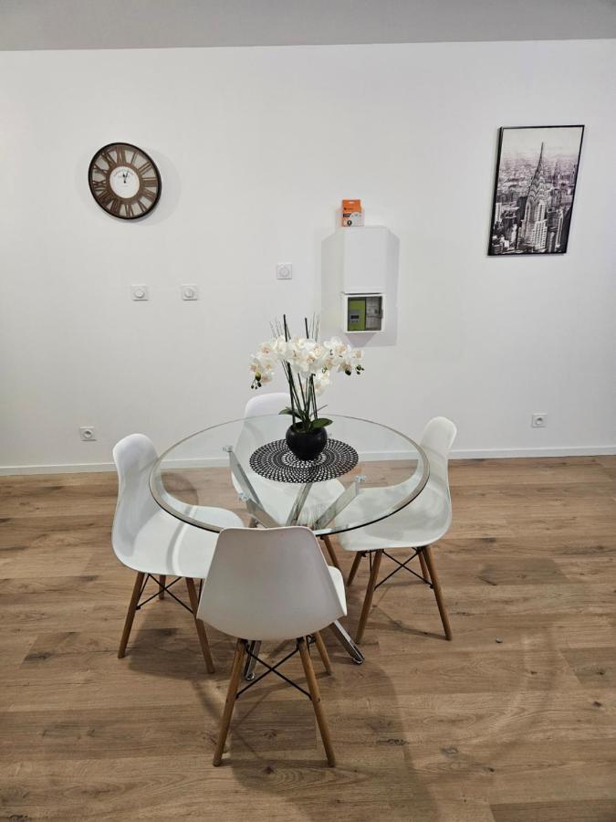 T2 Chaleureux, Calme Et Entierement Renove. Apartment Безие Екстериор снимка