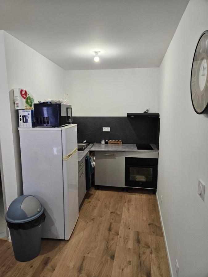 T2 Chaleureux, Calme Et Entierement Renove. Apartment Безие Екстериор снимка