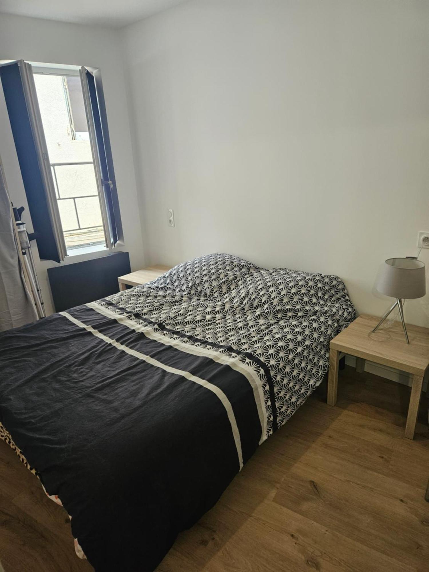 T2 Chaleureux, Calme Et Entierement Renove. Apartment Безие Екстериор снимка
