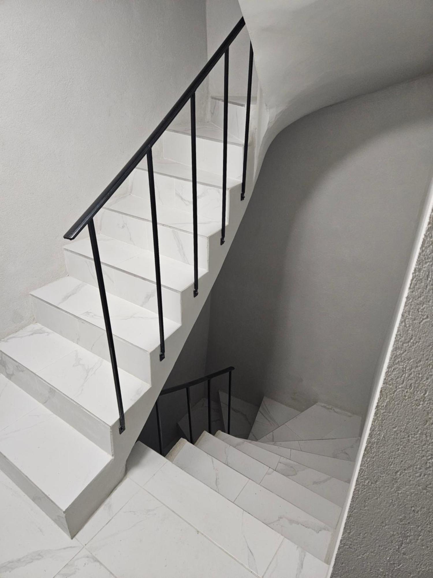 T2 Chaleureux, Calme Et Entierement Renove. Apartment Безие Екстериор снимка